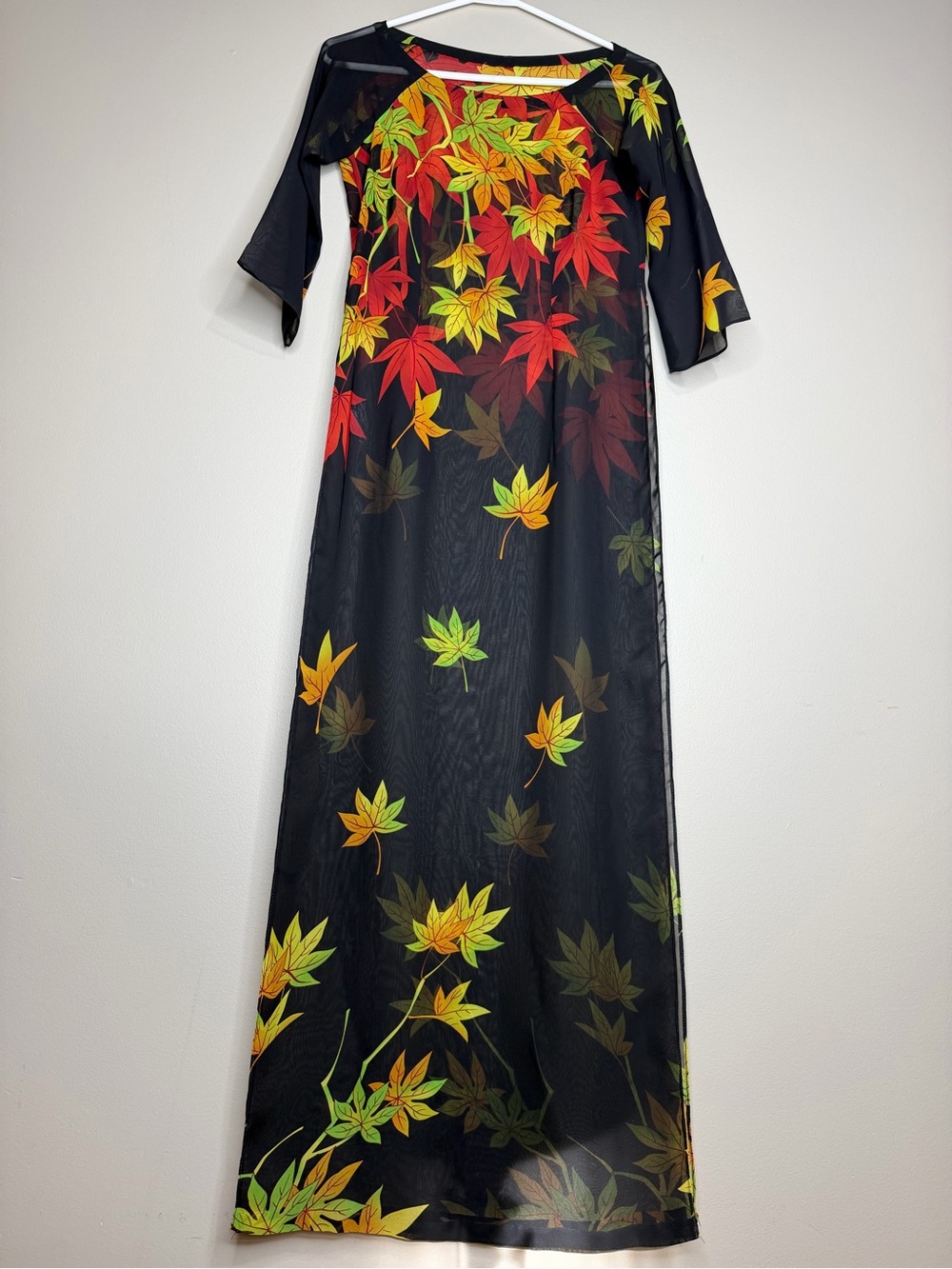 Handmade Vietnamese Áo Dài black (chest: 86cm;  waist: 72cm) side zip no pants